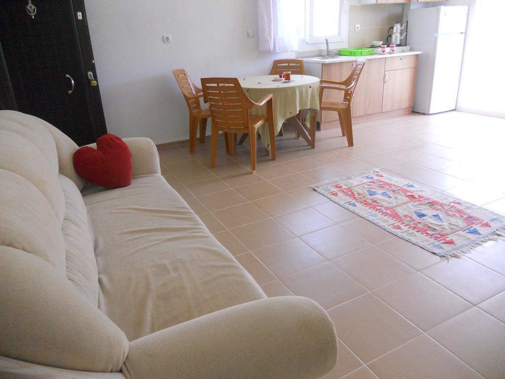 Doa Apartments Kusadası Quarto foto